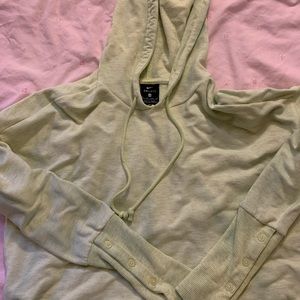 Nike WOMENS Cropped Yoga Top